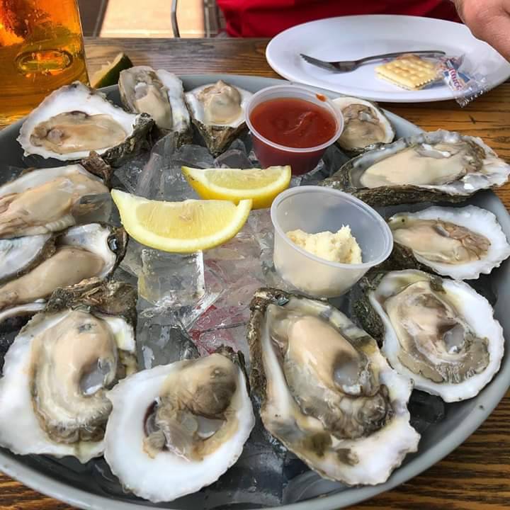 Deckhand Oyster Bar & Seafood | 4211 S Lamar Blvd C-1, Austin, TX 78704 | Phone: (512) 326-1963