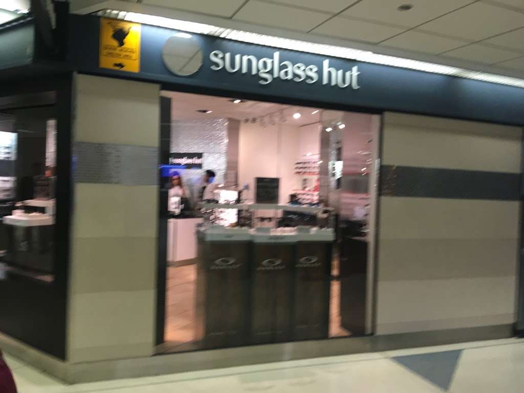 Sunglass Hut | 10000 West OHare Ave Terminal 2 T, 2, Chicago, IL 60666 | Phone: (773) 686-9121