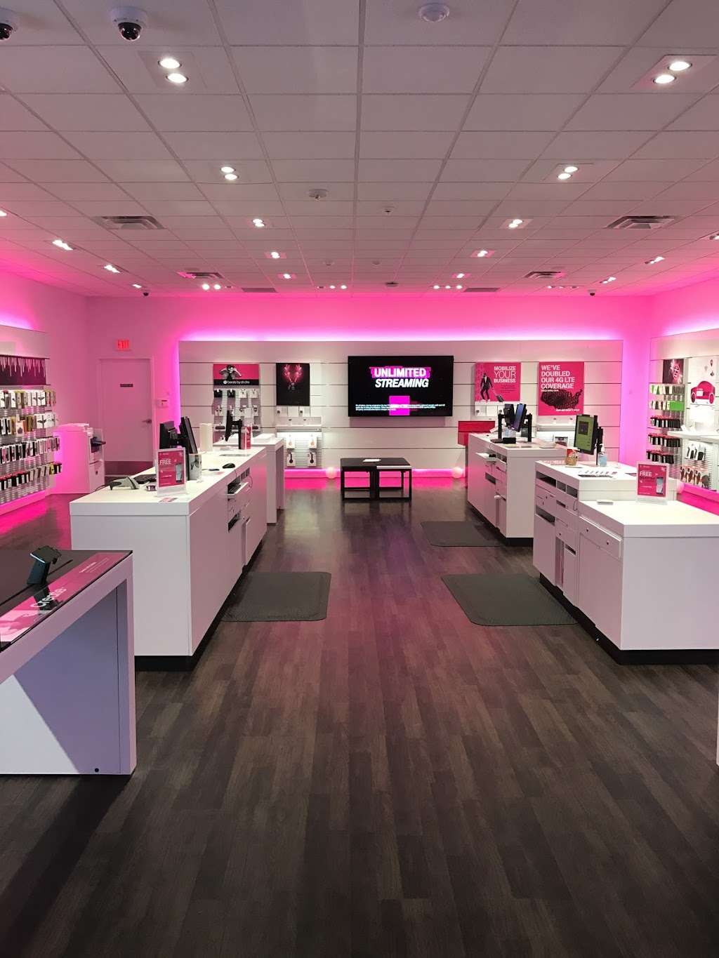 T-Mobile | 801 Fm1463 #400, Katy, TX 77494, USA | Phone: (346) 307-9287