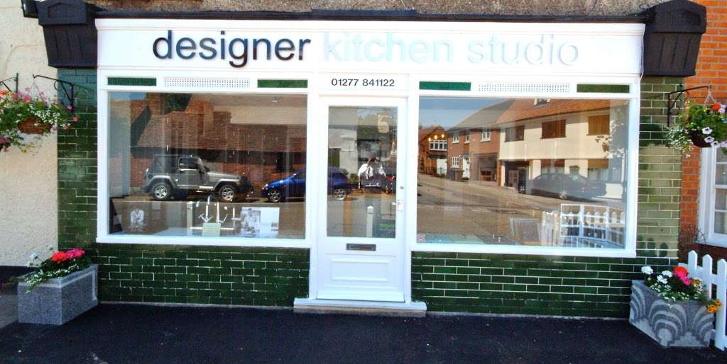 Designer Kitchen Studio Ltd | 16 Mill Rd, Stock, Ingatestone CM4 9LJ, UK | Phone: 01277 841122