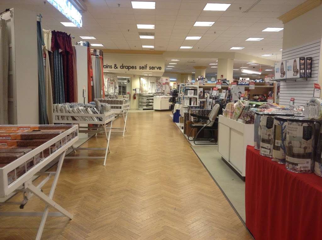 Boscovs | 180 NJ-35, Eatontown, NJ 07724, USA | Phone: (732) 389-2220