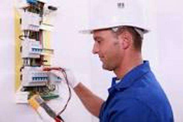 Gas and Electricity Engineers | 37 Church Rd, Waltham Abbey, Loughton IG10 4AJ, UK | Phone: 020 0888 0481