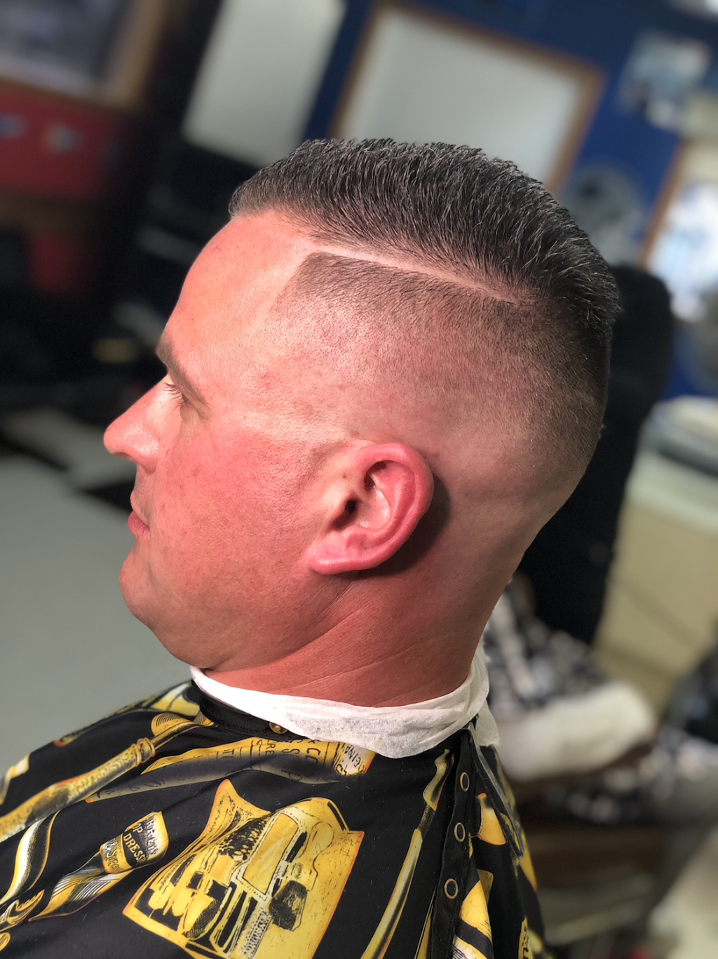 Fresh Cuts Barbershop | 320 Monroe St, Statesville, NC 28625, USA | Phone: (704) 498-6609