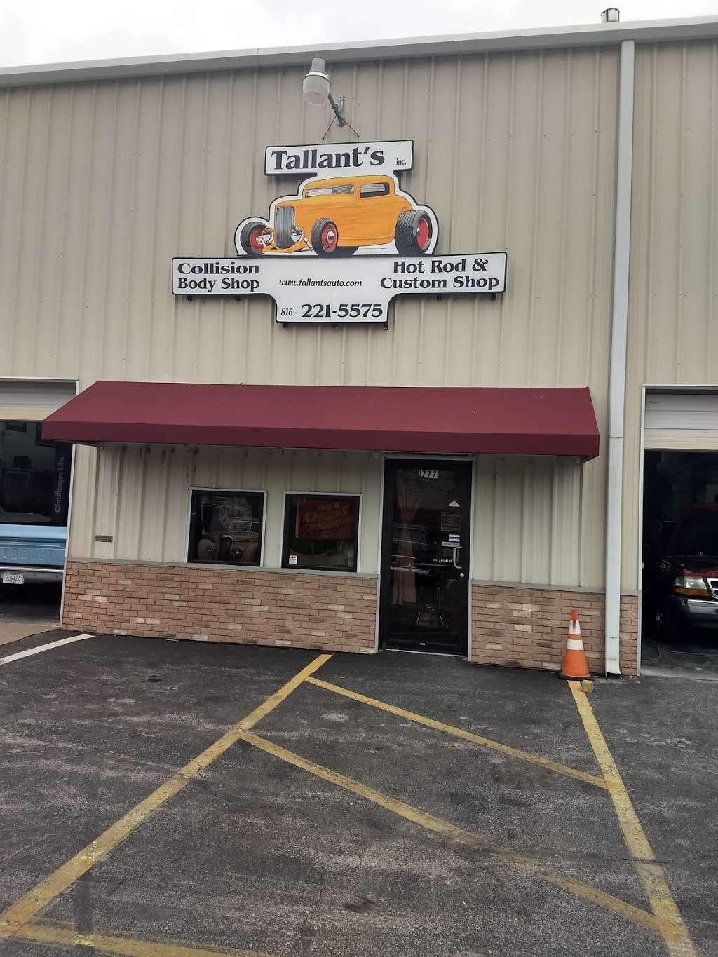 Tallants Inc / Tallants Auto Body / Tallants Hot Rod Shop | 1777 Iron St, North Kansas City, MO 64116, USA | Phone: (816) 221-5575