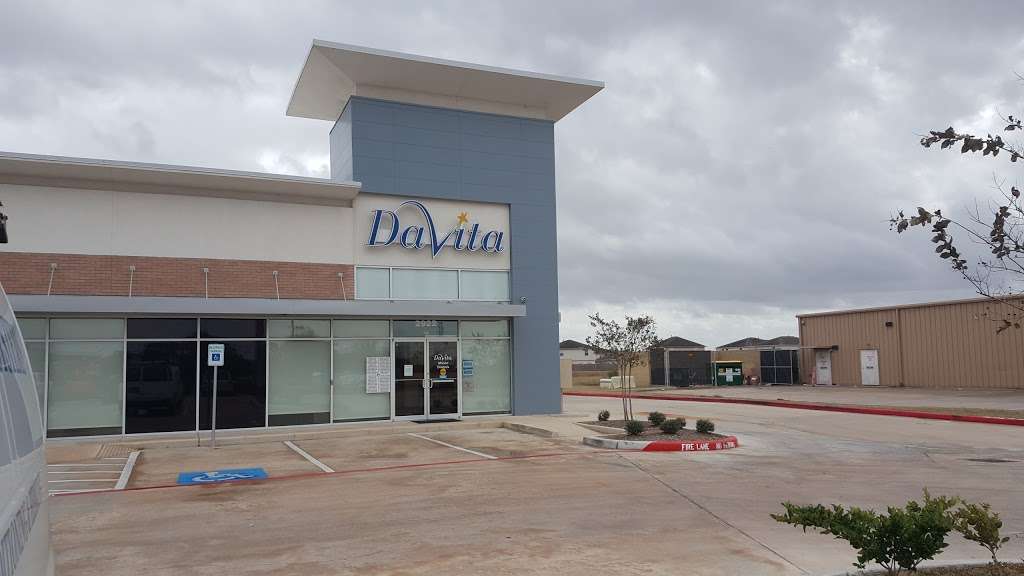 Davita Mason Dialysis | 2922 N Mason Rd, Katy, TX 77449, USA