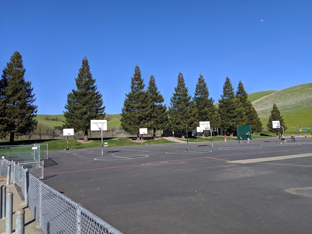 Sycamore Valley Elementary School | 2200 Holbrook Dr, Danville, CA 94506 | Phone: (925) 855-2800