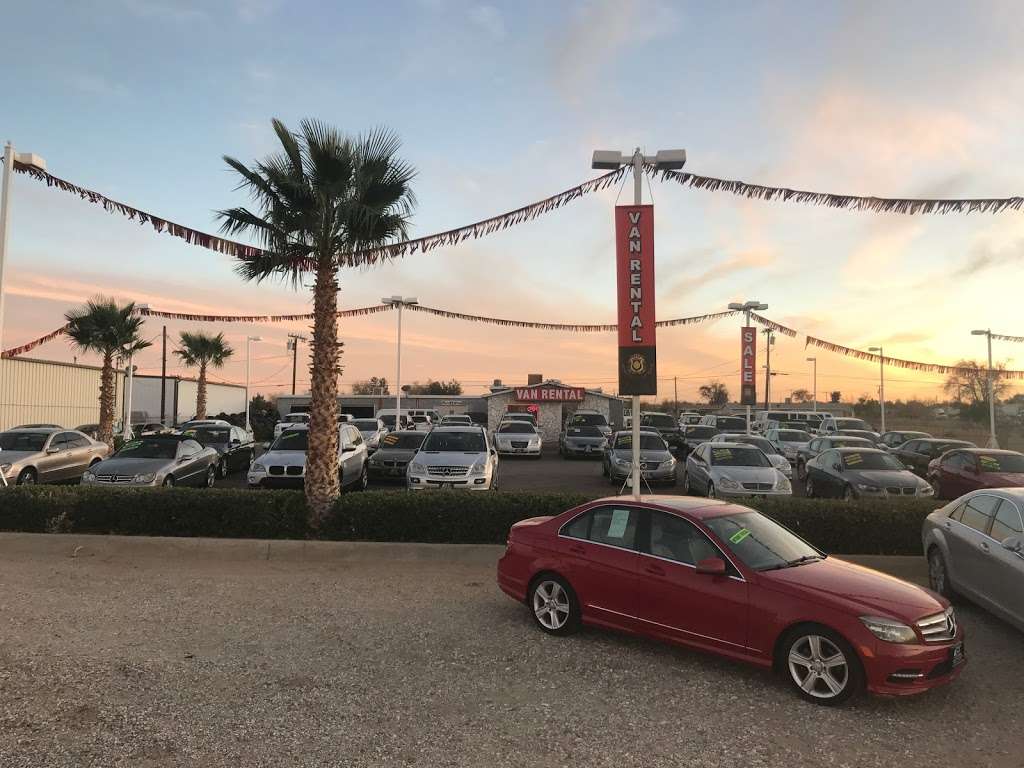 Victorville Luxury Motors | 14185 Palmdale Rd, Victorville, CA 92392, USA | Phone: (760) 513-7111