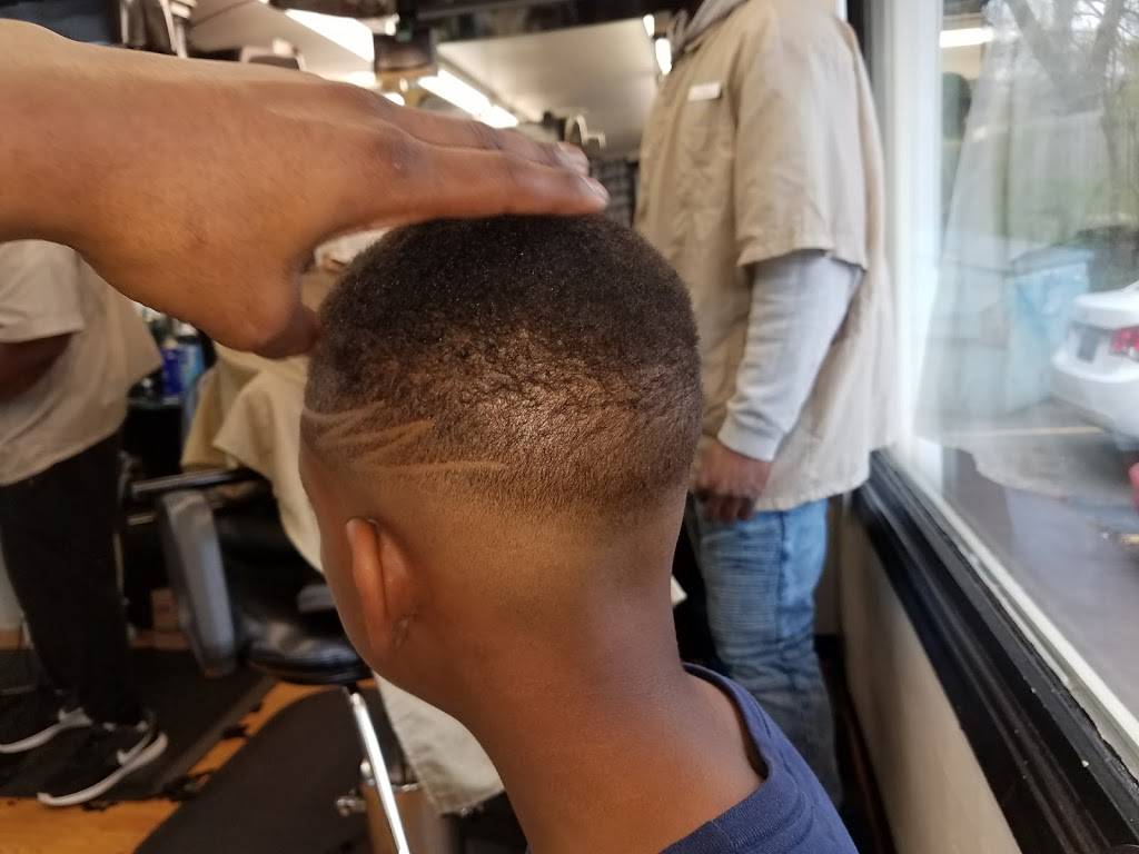 Red Hot Barber Shop | 6052 Ames Ave, Omaha, NE 68104, USA | Phone: (402) 455-4688