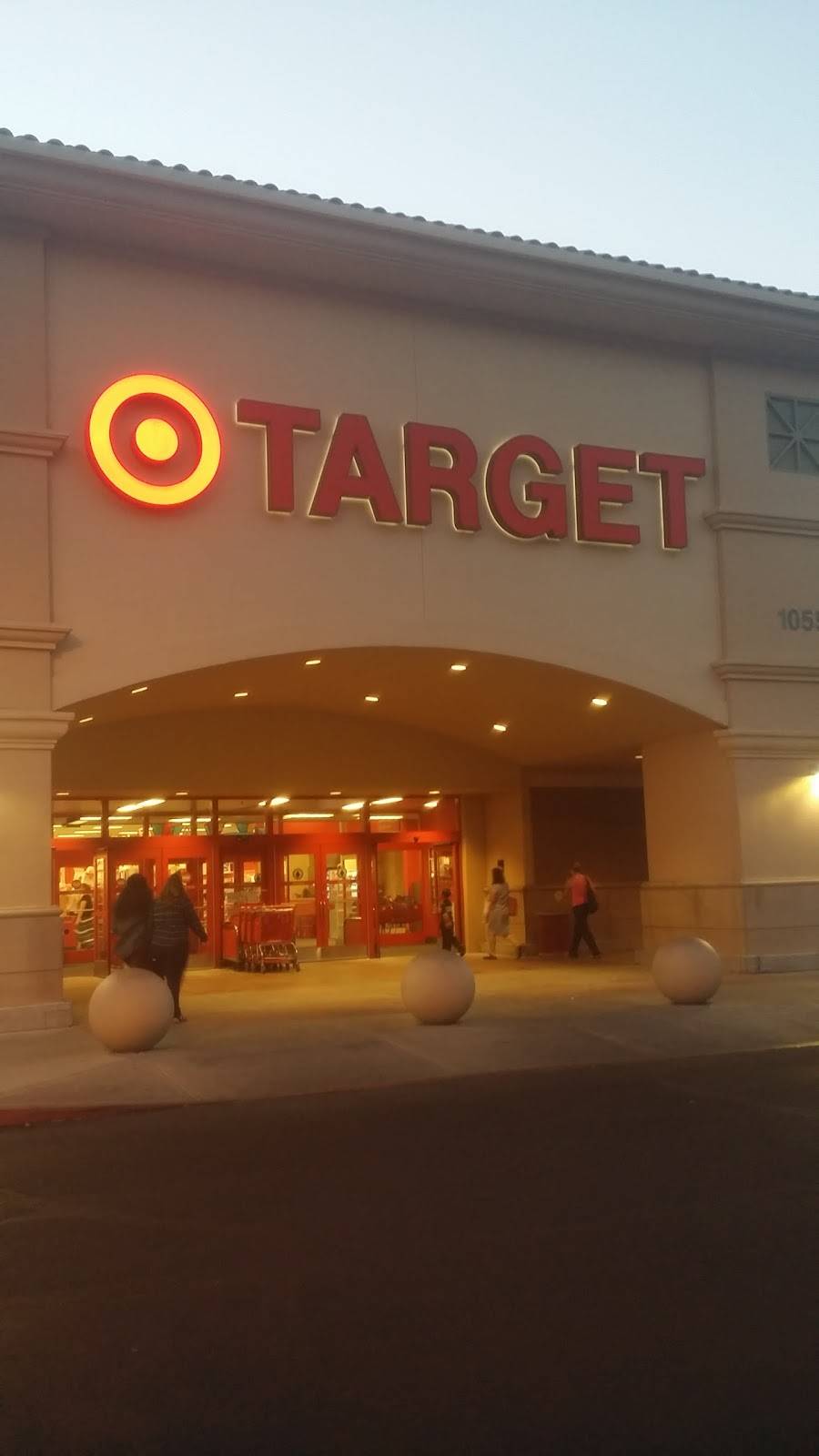 Target | 10555 N Oracle Rd, Oro Valley, AZ 85737, USA | Phone: (520) 219-9862