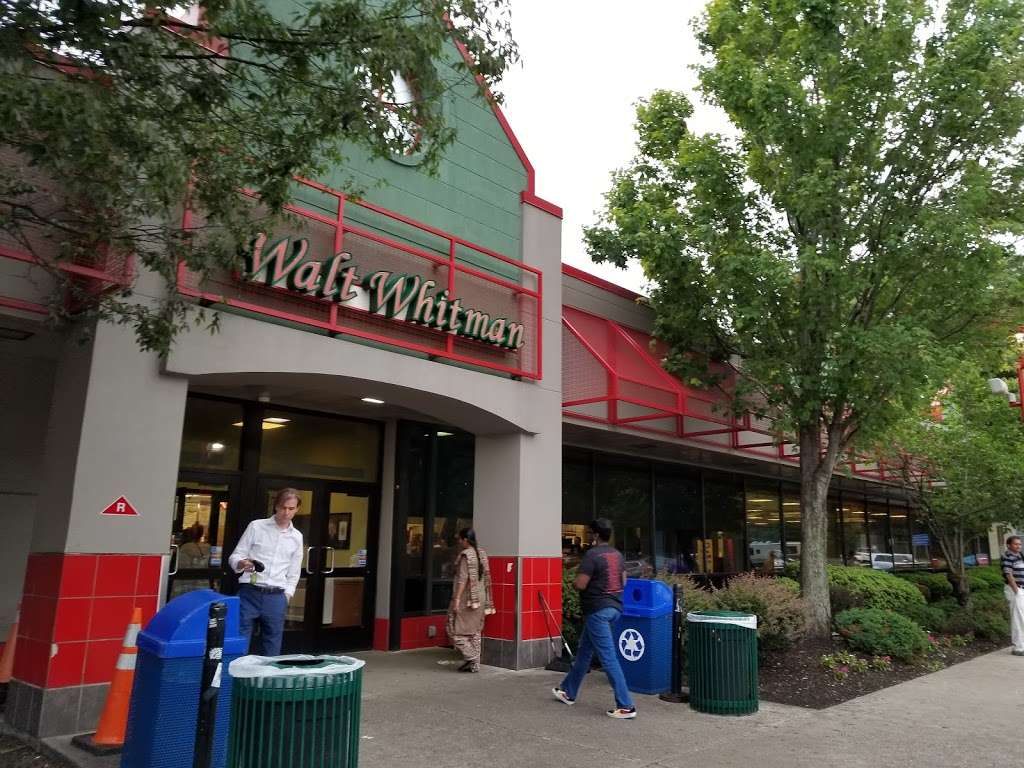 Walt Whitman Travel Plaza | New Jersey Turnpike Southbound, Mile Post 30.2 South, Cherry Hill, NJ 08034, USA | Phone: (609) 429-9323
