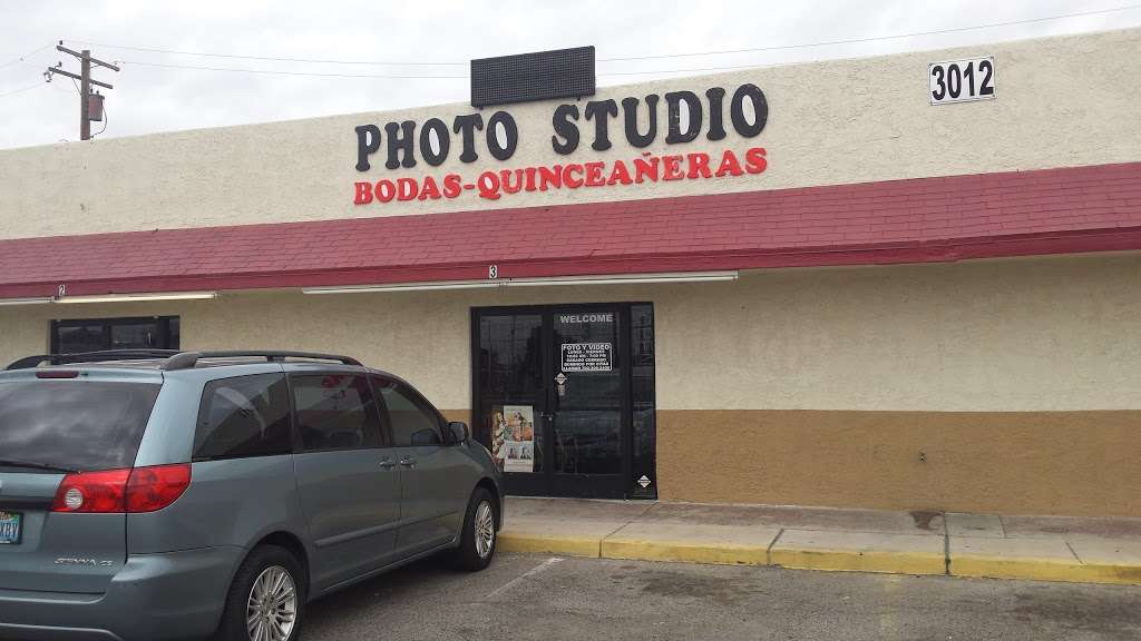 Del Pueblo Foto Y Video | 3012 E Griswold St #3, North Las Vegas, NV 89030 | Phone: (702) 306-2408