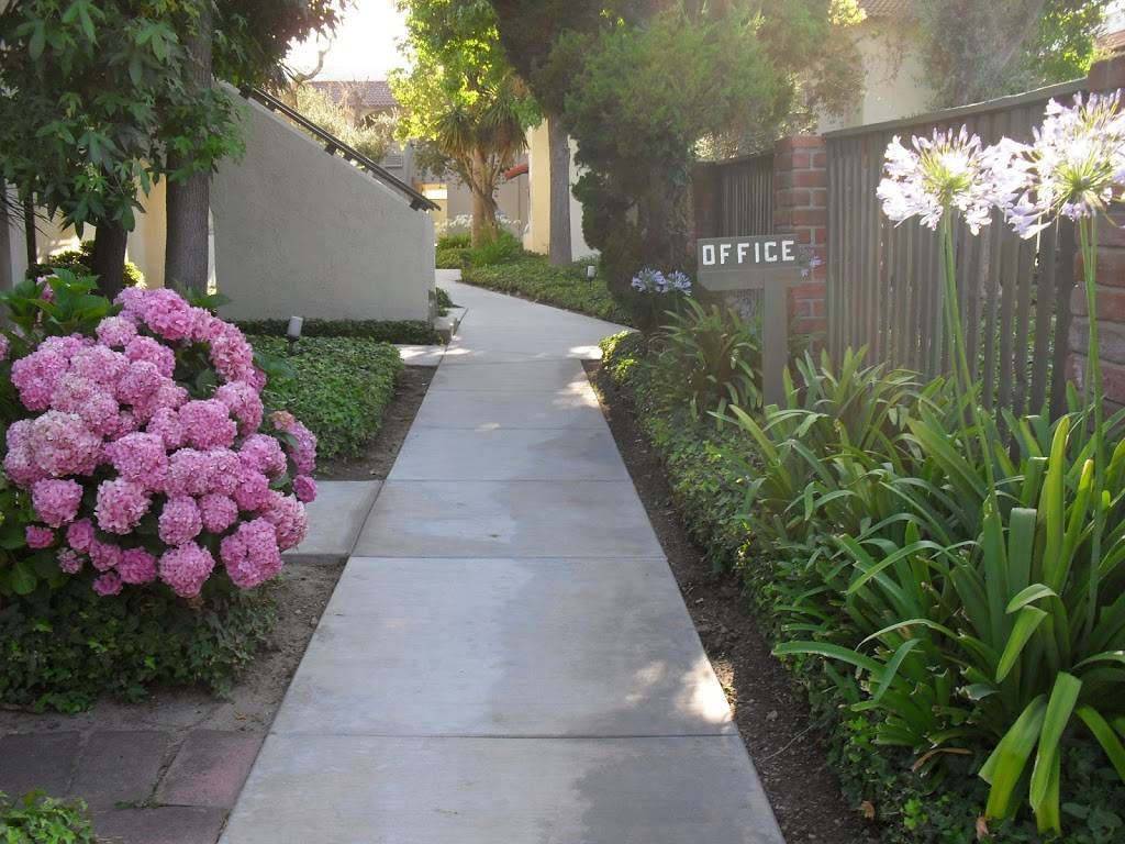 La Casitas Apartments | 10901 Magnolia Ave, Anaheim, CA 92804 | Phone: (714) 995-0486