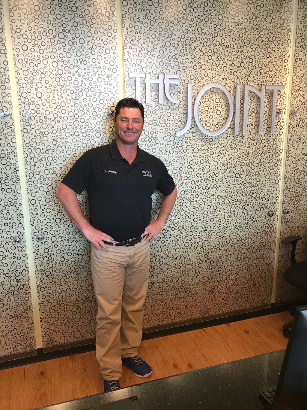 The Joint Chiropractic | 2810 Business Center Dr, Pearland, TX 77584, USA | Phone: (281) 205-0077
