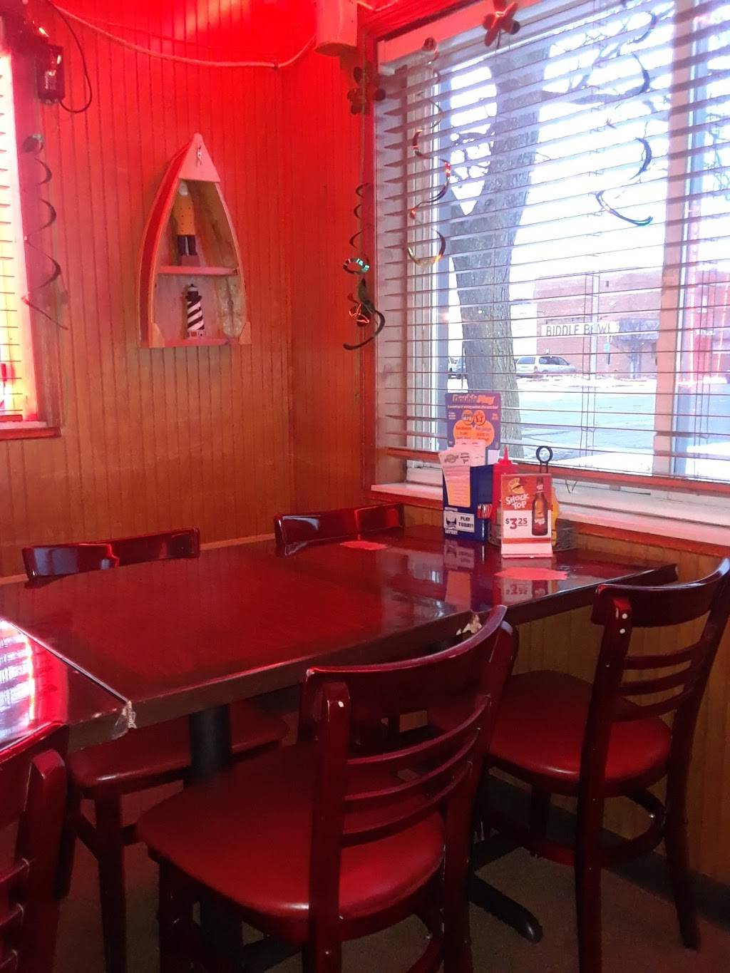 Speedboat Bar & Grill | 749 Biddle Ave, Wyandotte, MI 48192, USA | Phone: (734) 282-5750