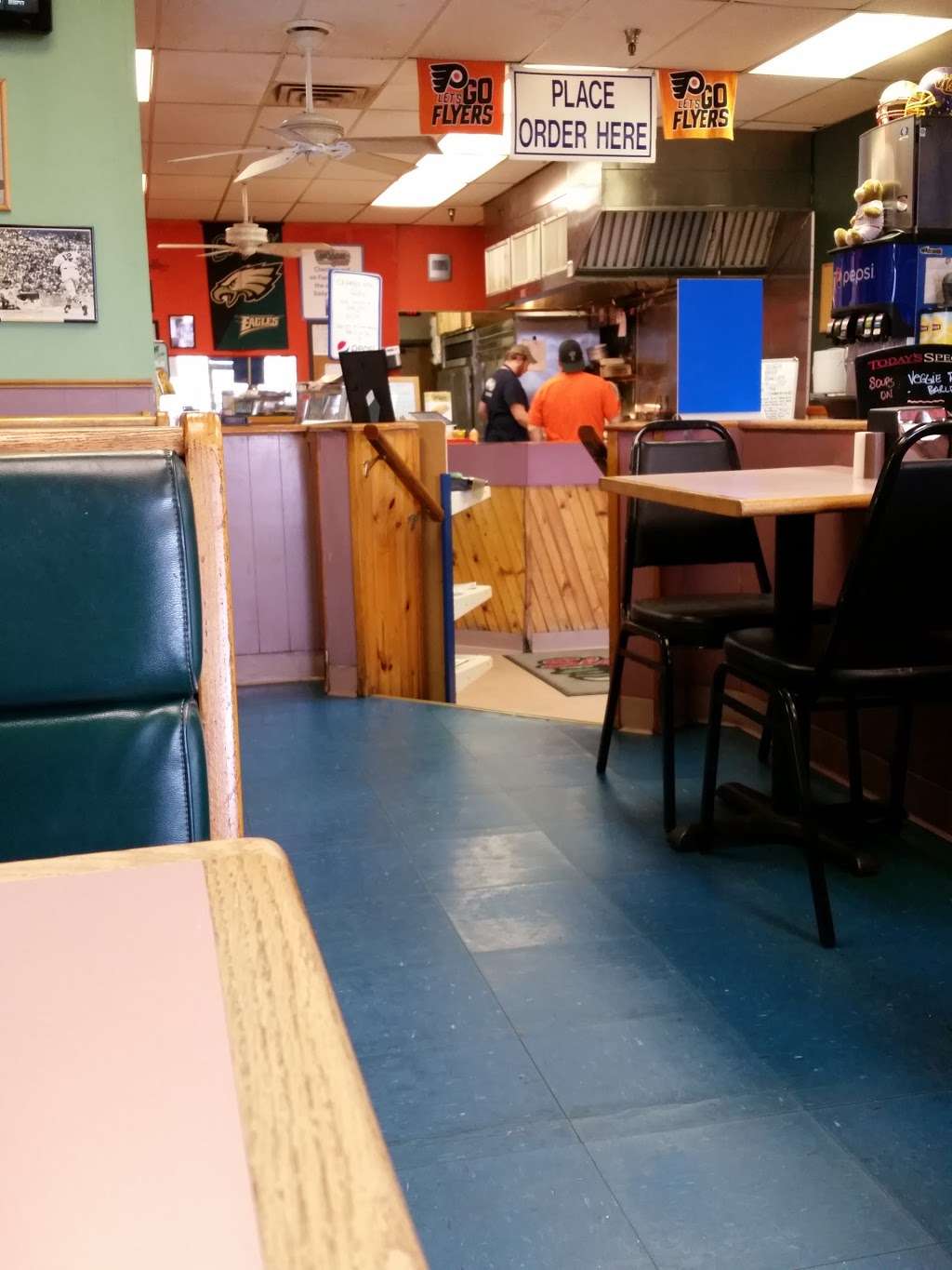 Slacks Hoagie Shack | 2156 E County Line Rd, Huntingdon Valley, PA 19006, USA | Phone: (215) 942-2005