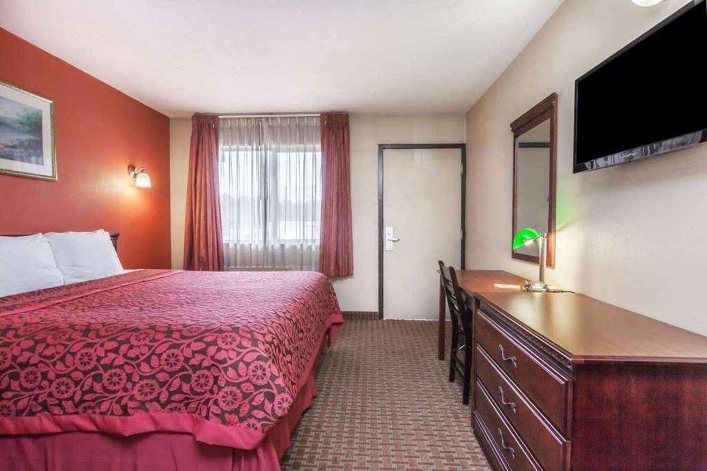 Days Inn by Wyndham Elkton Newark Area | 311 Belle Hill Rd, Elkton, MD 21921, USA | Phone: (410) 392-5010