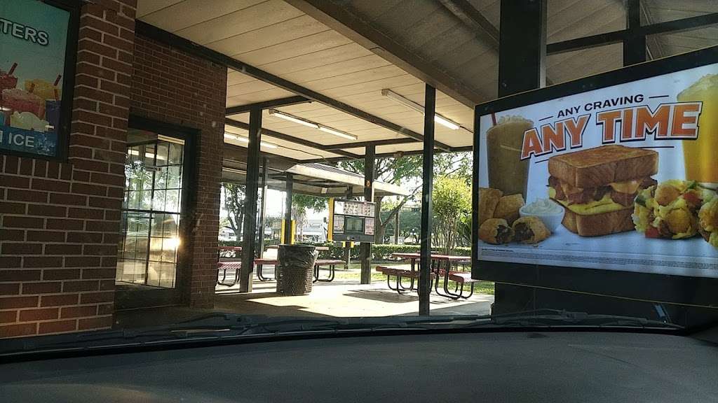 Sonic Drive-In | 1110 Eldridge Rd, Sugar Land, TX 77478, USA | Phone: (281) 240-1880