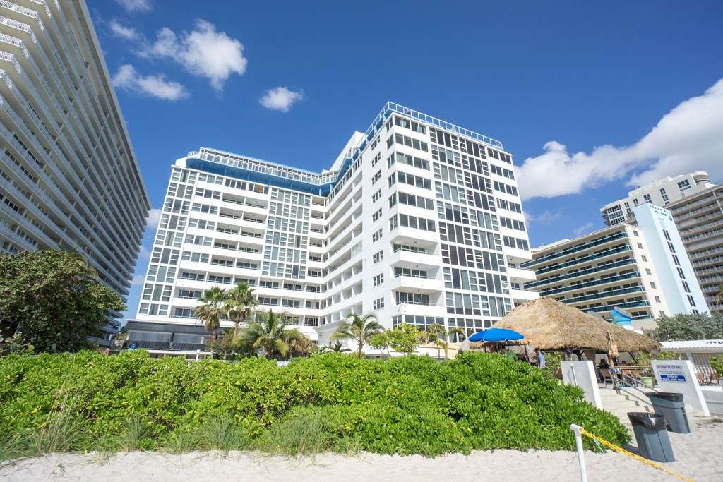Ocean Manor Beach Resort | 4040 Galt Ocean Dr, Fort Lauderdale, FL 33308, USA | Phone: (954) 566-7500