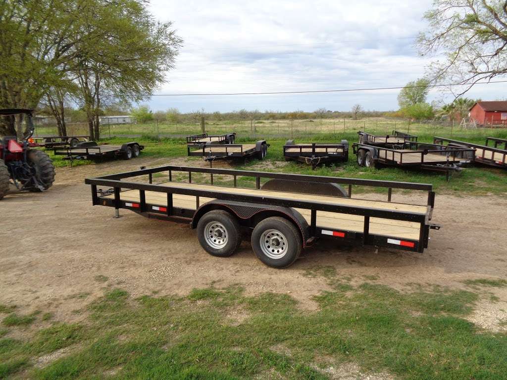 Blue Star Trailer Supply LLC | 12255 US-181, San Antonio, TX 78223, USA | Phone: (210) 633-9002