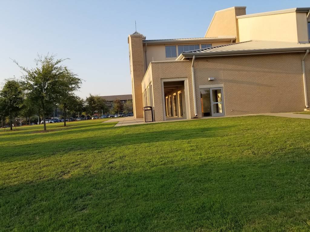 Saint Cecilia Catholic Church | 1809 W Davis St, Dallas, TX 75208, USA | Phone: (214) 941-5821