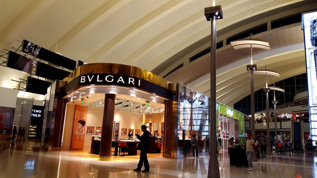 Bvlgari | 380 World Way, Los Angeles, CA 90045, USA