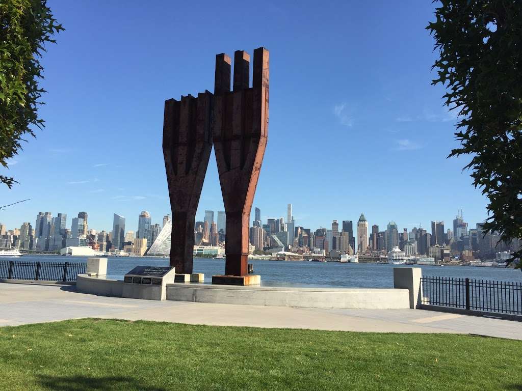 9/11 Memorial Weehawken | 1300 At Port Imperial,, Lincoln Harbor/Weehawken - Midtown/West 39th, Weehawken, NJ 07086