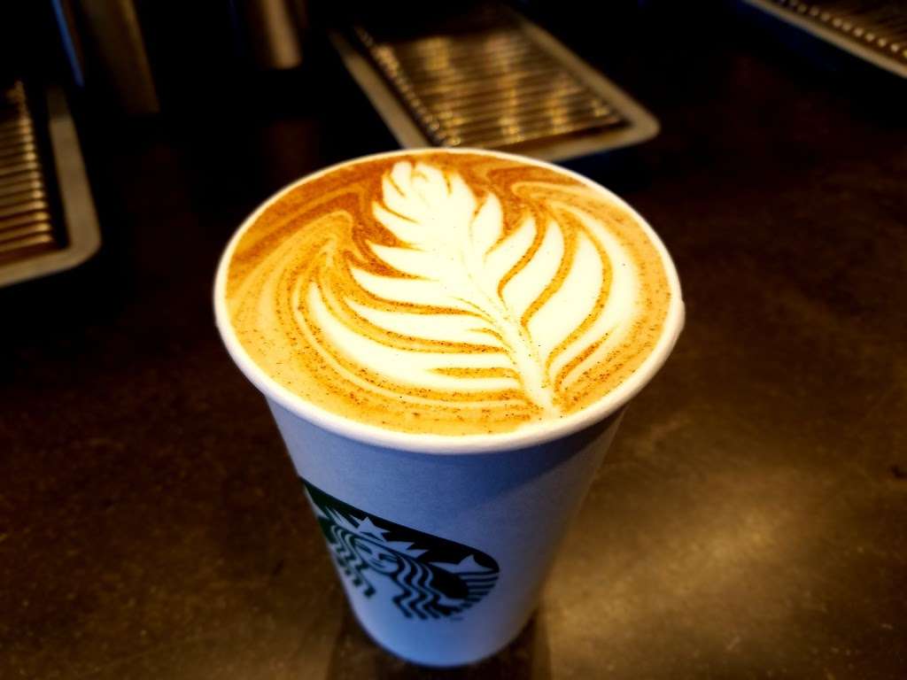 Starbucks | 7315 W 10th St, Indianapolis, IN 46214, USA | Phone: (317) 209-0665