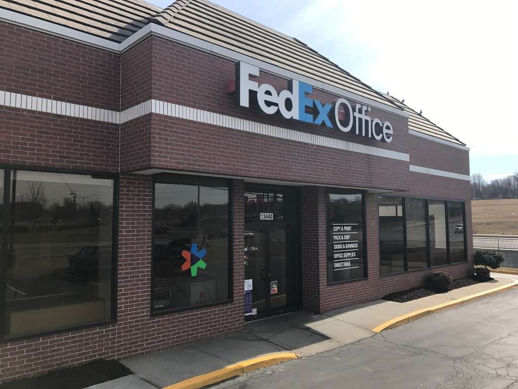 FedEx Office Print & Ship Center | 13440 College Blvd, Lenexa, KS 66210, USA | Phone: (913) 491-6562