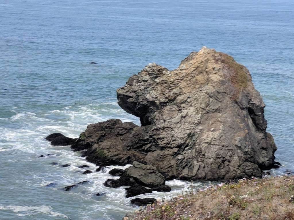 Kortum Trail Parking Lot | Shell Beach, Bodega Bay, CA 94923, USA