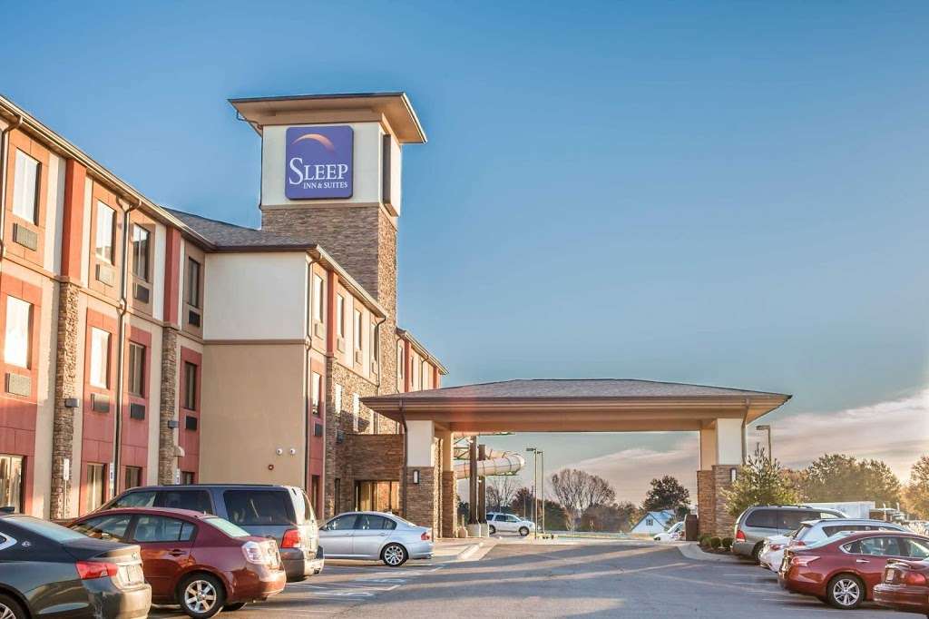 Sleep Inn & Suites Liberty - Kansas City | 1840 N Church Rd, Liberty, MO 64068 | Phone: (816) 335-4402