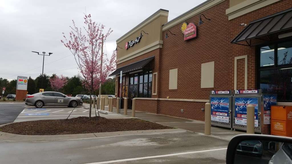 Pizza Hut Express | 13720 Mallard Creek Rd, Charlotte, NC 28262, USA