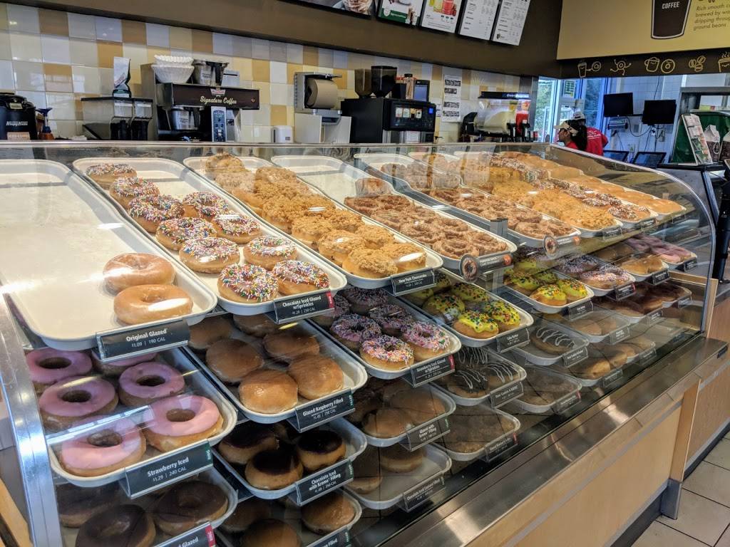 Krispy Kreme | 2401 Battleground Ave, Greensboro, NC 27408 | Phone: (336) 540-1594