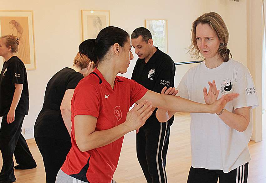 Tango Dance Courses & Classes North London | 33 Holcombe Rd, London N17 9AS, UK | Phone: 020 8808 9318