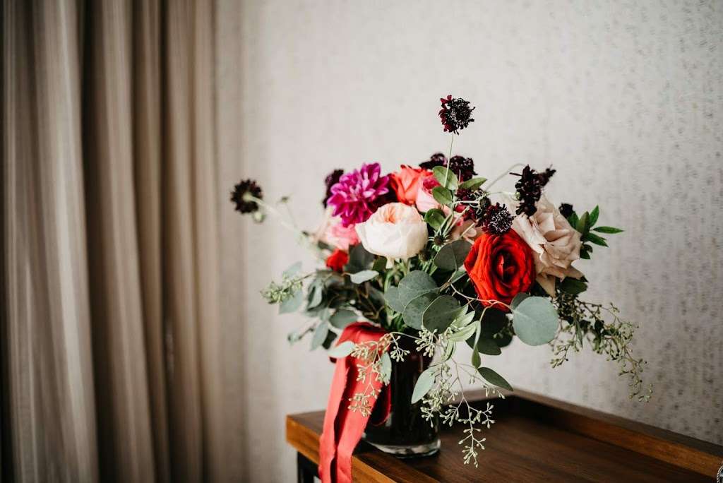 Chic Girl Flowers | 11617 Pine Tree Dr, Fairfax, VA 22033, USA | Phone: (571) 334-2406 Chic Girl Flowers | 11617 Pine Tree Dr, Fairfax, VA 22033, USA | Phone: (571) 334-2406