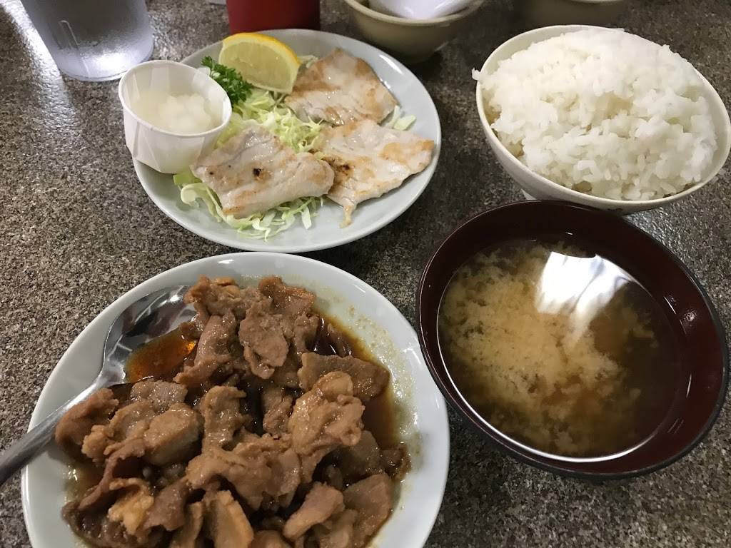 Sekiyas Restaurant & Delicatessen | 2746 Kaimuki Ave, Honolulu, HI 96816, USA | Phone: (808) 732-1656