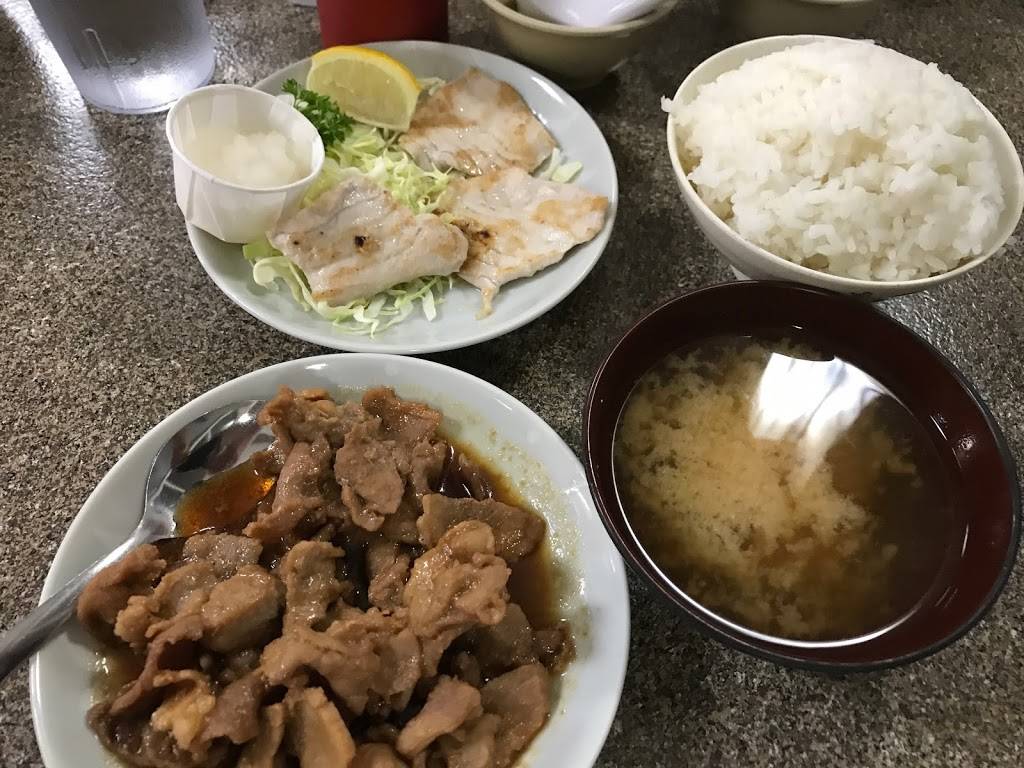 Sekiyas Restaurant & Delicatessen | 2746 Kaimuki Ave, Honolulu, HI 96816, USA | Phone: (808) 732-1656