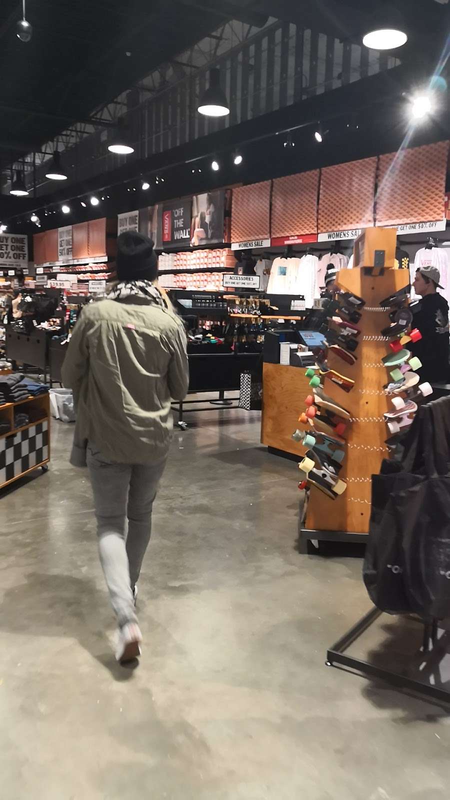 vans store denver