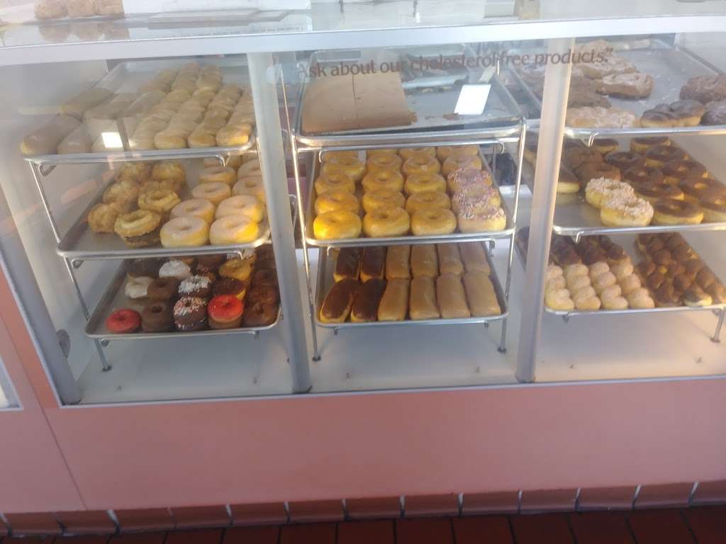 D Ks Donuts | 12549 Alondra Blvd, Norwalk, CA 90650, USA | Phone: (562) 921-2230