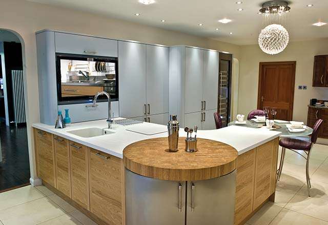 David Haugh Luxury Kitchens | Unit 8, Noblesgate Yard, Bells Yew Green, Tunbridge Wells TN3 9AT, UK | Phone: 01892 750310