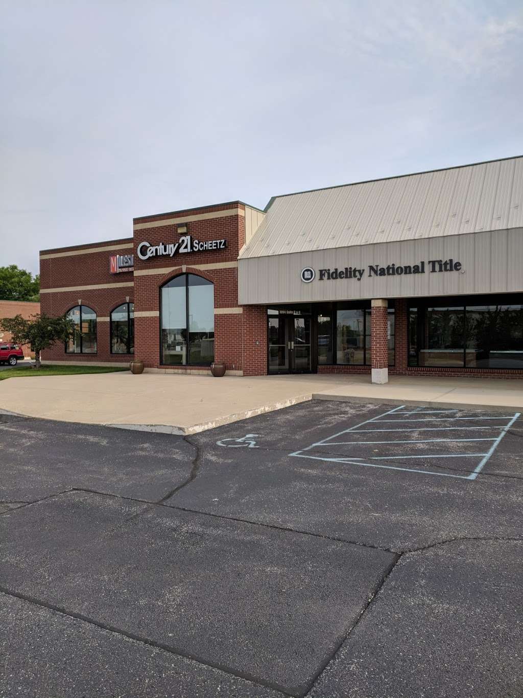 Fidelity National Title | 7994 E US Hwy 36 Suite B, Avon, IN 46123, USA | Phone: (317) 204-1014