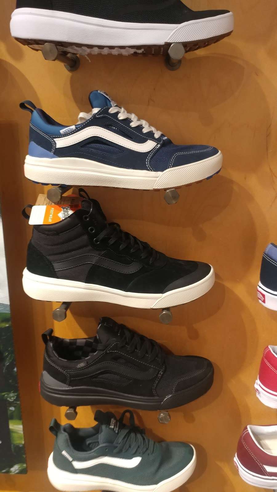 Vans Shoe Store | CA-27, Topanga, CA 90290, USA