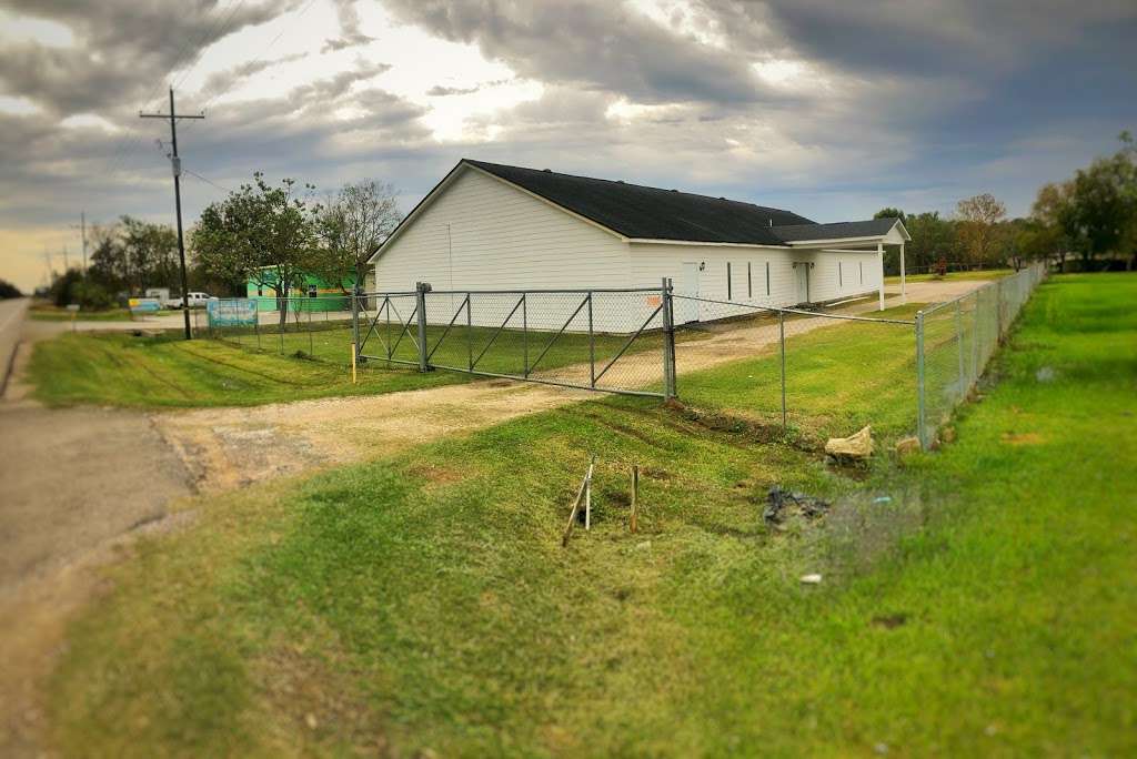 Iglesia Nuevo Amanecer | 106 Farm to Market 1413, Dayton, TX 77535, USA | Phone: (832) 646-3703