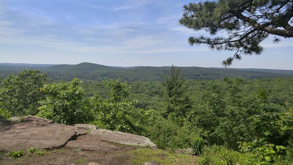 Bennets Pond State Park | Bennett Ponds,, Ridgefield, CT 06877, USA | Phone: (860) 424-3200