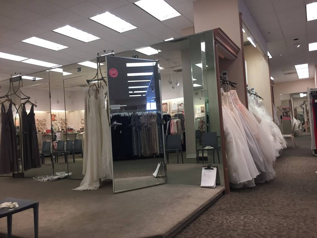 David’s Bridal | 980 Camino De La Reina Suite A, San Diego, CA 92108 | Phone: (619) 220-8008