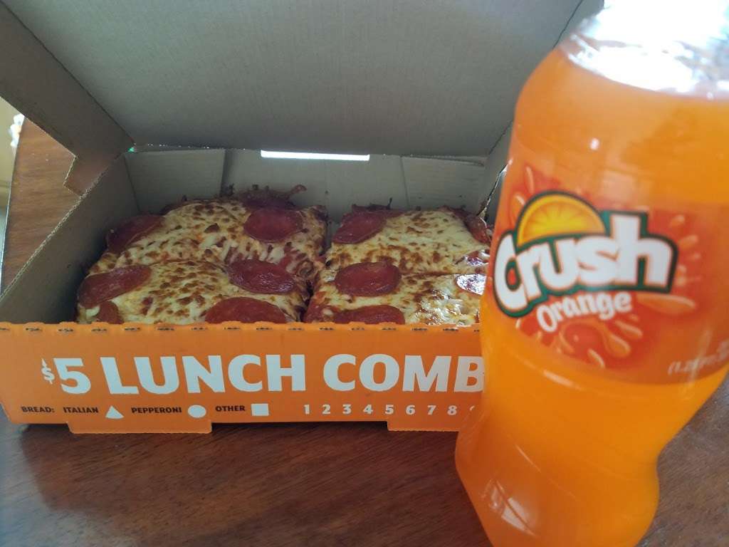 Little Caesars Pizza | 1006 N Farnsworth Ave, Aurora, IL 60505, USA | Phone: (630) 820-8033