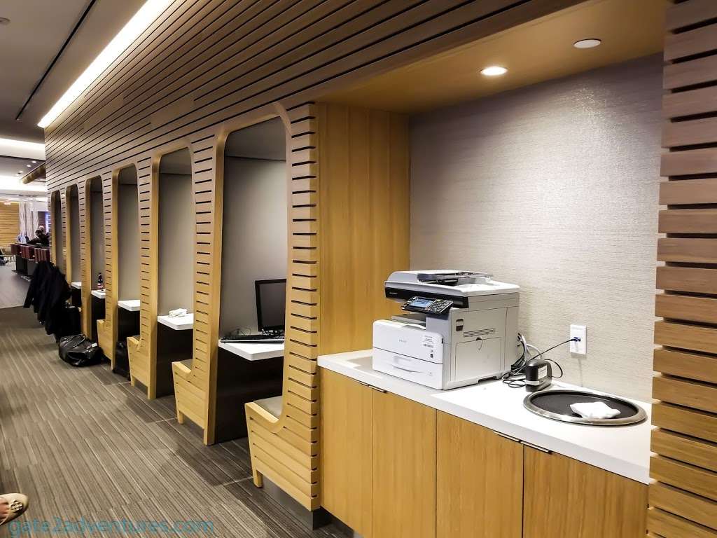 American Airlines Flagship Lounge | JFK Terminal 8 | Terminal 8, Jamaica, NY 11430, USA | Phone: (800) 433-7300