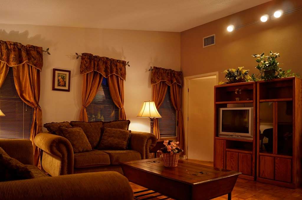 Alamo Personal Care Home | 5727 Ben Casey Dr, San Antonio, TX 78240, USA | Phone: (210) 681-4819