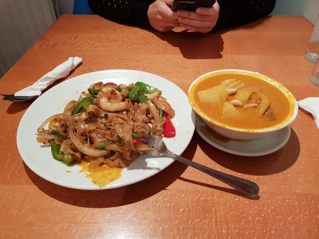 OCha Thai, London | 2-10 Billet Rd, Walthamstow, London E17 5DN, UK | Phone: 020 8527 9779