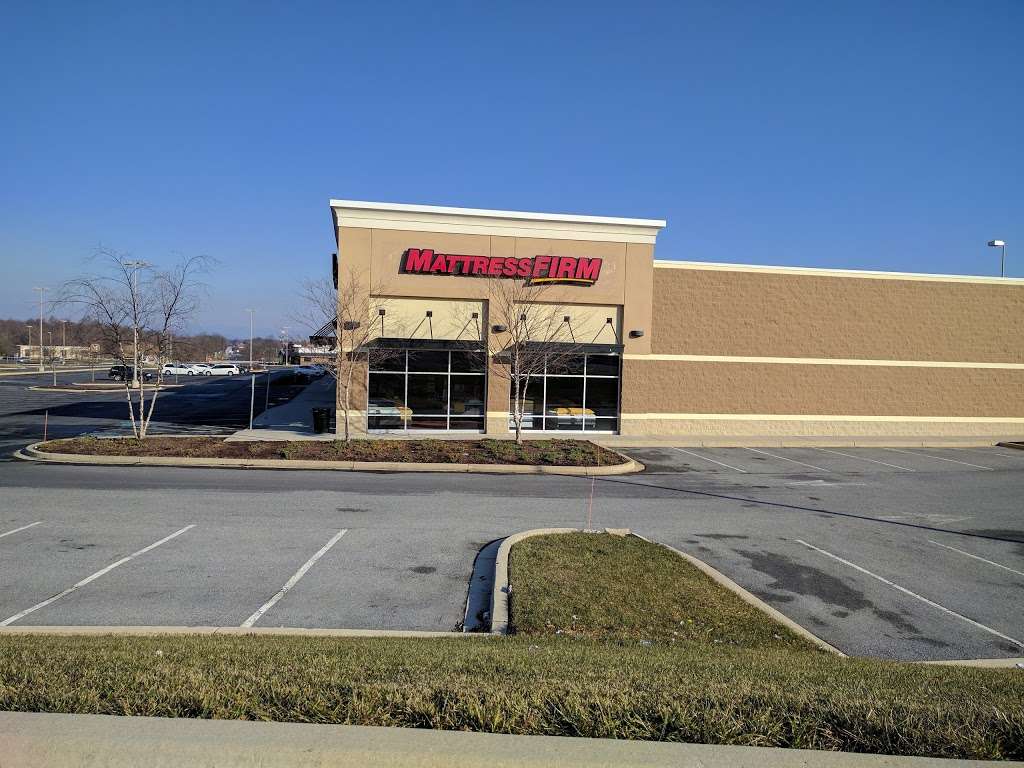 Mattress Firm Martinsburg | 245 Retail Commons Pkwy, Martinsburg, WV 25403, USA | Phone: (304) 267-7755