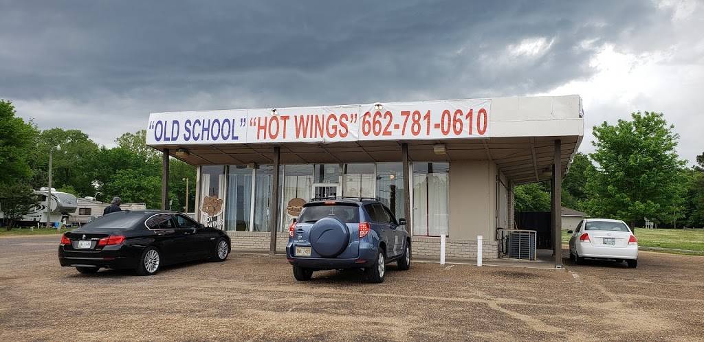 Old School Hot Wings | 8709 US-61, Walls, MS 38680, USA | Phone: (662) 781-0610